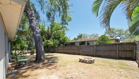 25 HARBOR WOODS CIRCLE