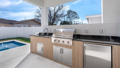 1326 W NEW HAMPSHIRE STREET