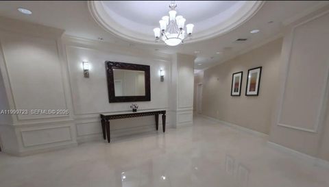 20000 E Country Club Dr