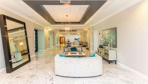 2501 N Ocean Dr