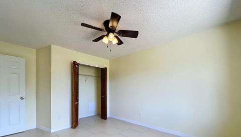 7122 Harbor Heights Cir