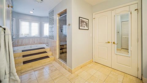 1413 Sunset Harbour Dr