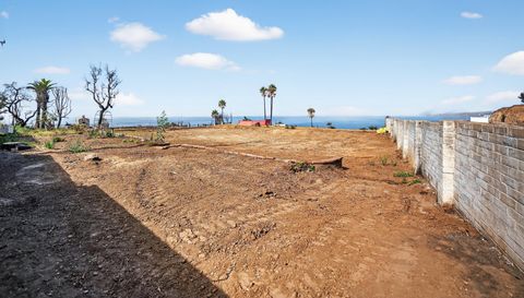 15221 Via De Las Olas