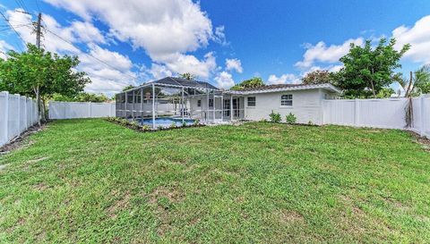 3207 19th Ave W