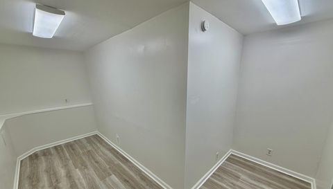 3904 Trade Wind Ct