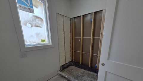 7048 Nichols Cove Dr