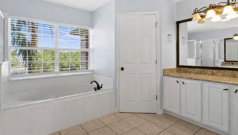 2264 STONE CROSS CIRCLE