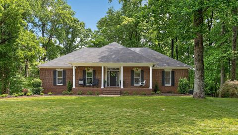 157 Arbery Dr NW