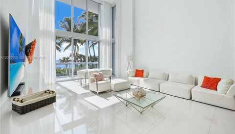 6899 Collins Ave
