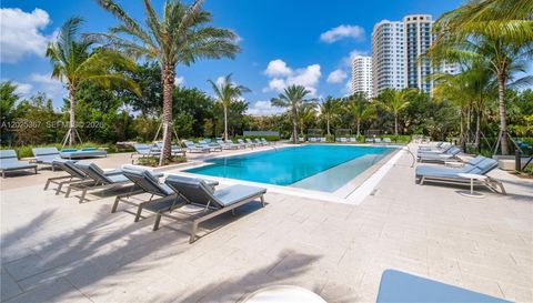 101 Diplomat Pkwy