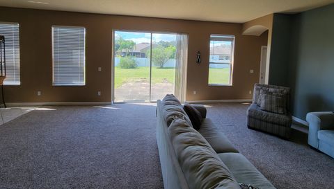 3145 Twisted Oak Loop