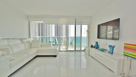 100 Bayview Dr