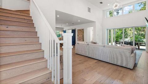 2174 MCCLELLAN PARKWAY