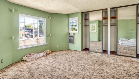 6308 Hillsdale Blvd