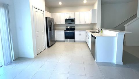 36221 Risa Michele St