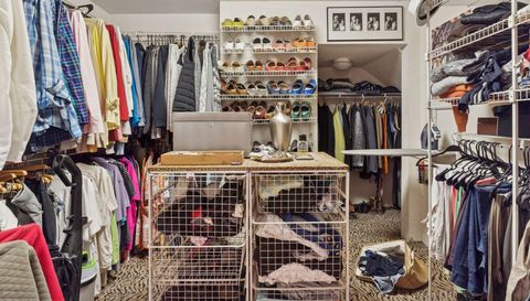 3076 Lexington Avenue N