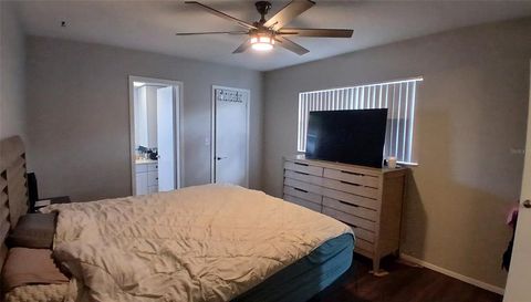 2209 JACARANDA COURT