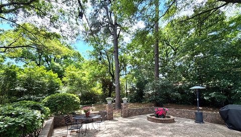 5911 N Shenandoah Rd