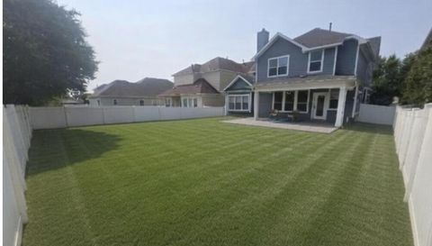 1131 Charleston Ln