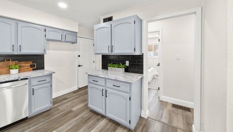 6741 Steiner Dr