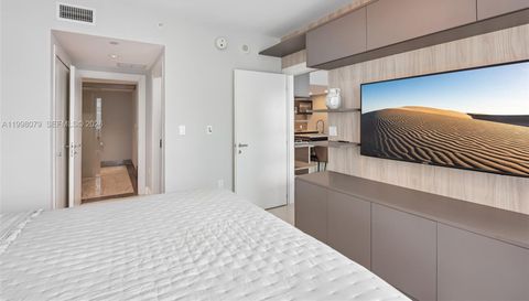 200 Biscayne Boulevard Way