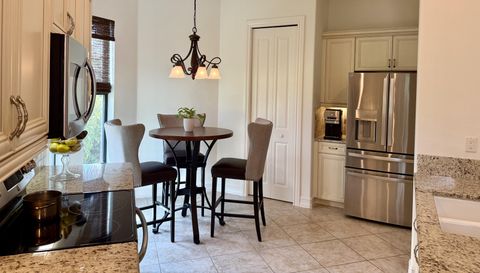 7476 Moorgate Point Way