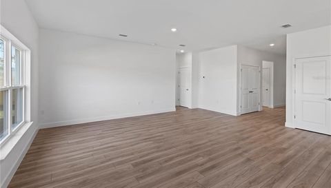810 W 24TH STREET