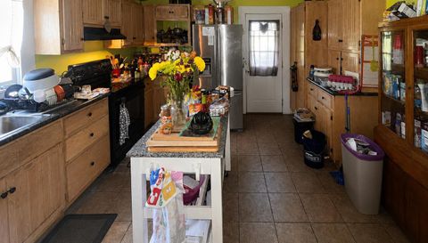 162 Brookfield-Lenox Rd