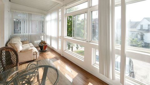 3256 N Elston Avenue