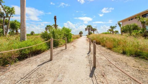 1119 Periwinkle Way Unit 355