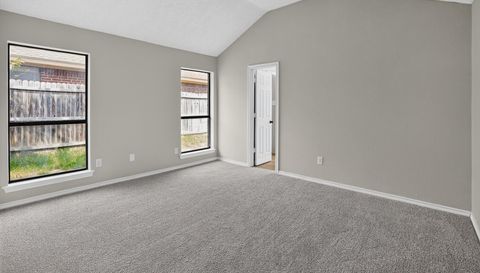 6057 Hillglen Dr