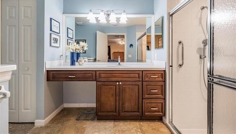 1231 FLORA VISTA