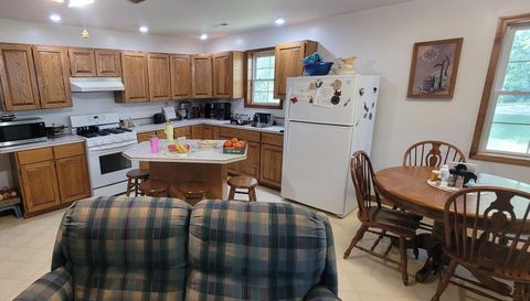 15772 East 1000th Avenue