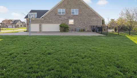 5688 Victoria Bluffs Dr