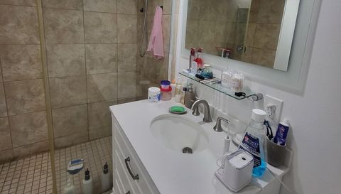 701 S Madison Ave  414