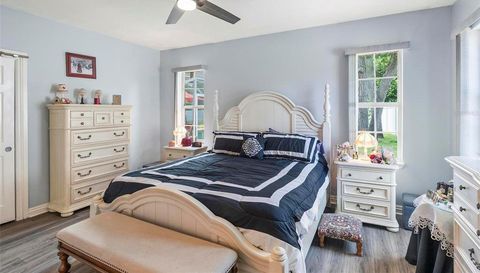 27 WINDING CREEK WAY