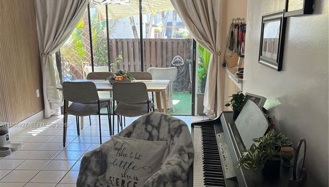 10211 Fontainebleau Blvd