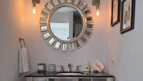 10631 Rolling Hills Dr