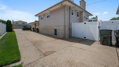 8426 W Betty Terrace