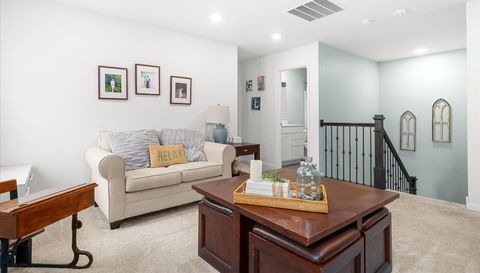 1125 Hawk Hollow Drive