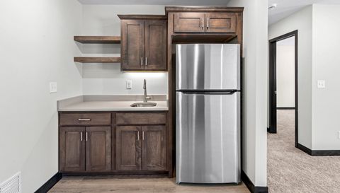 7440 Glengarry Place