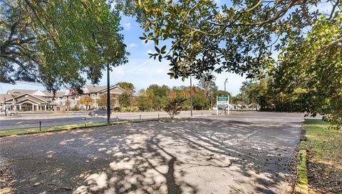 3251 Cottage Hill