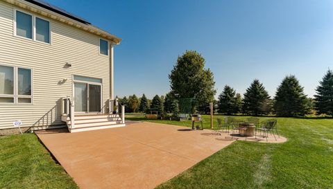 2728 Headland Court SW