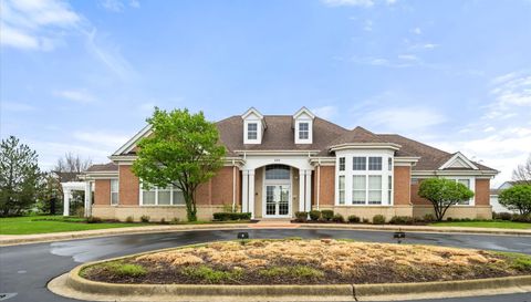 1125 Hawk Hollow Drive