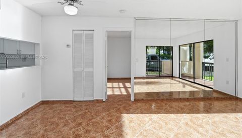 995 Sw 84th Ave