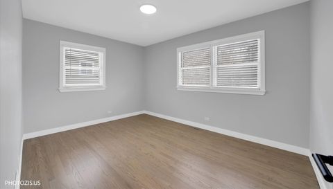 2N356 Prairie Avenue