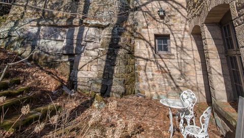 801 Pine Cone Trail N