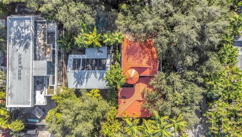 2496 - 2490 Abaco Avenue