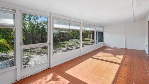 5382 ROYAL PALM AVENUE