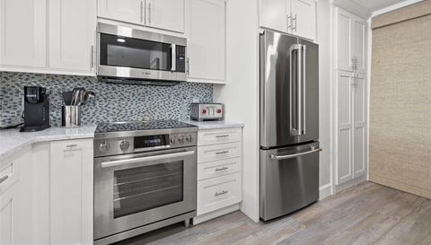 615 DREAM ISLAND PLACE